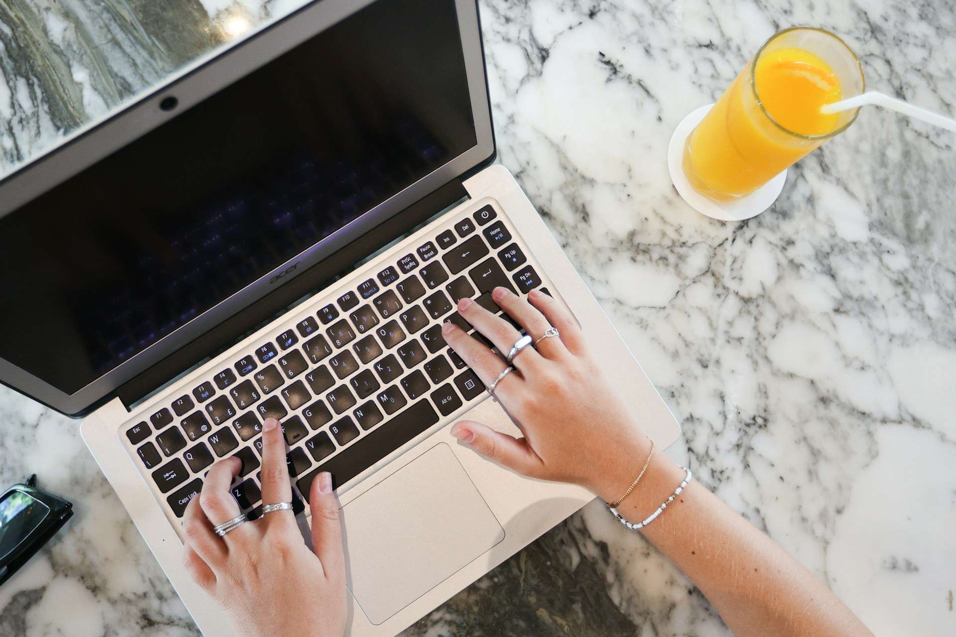 On-page SEO checklist with optimisation elements highlighted On-page SEO checklist with optimisation elements highlighted